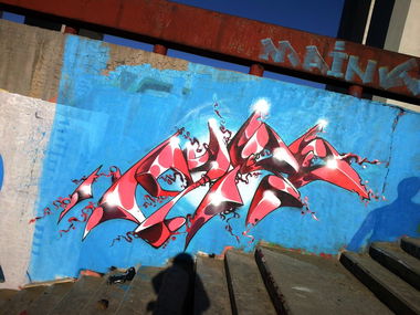 Graffiti Wall - Photo by Main