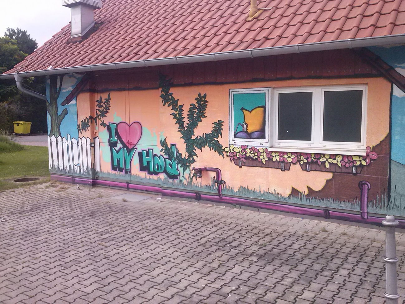 Graffiti Wall - Photo by Maion3