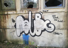 Graffiti Wall - Photo by Mali157