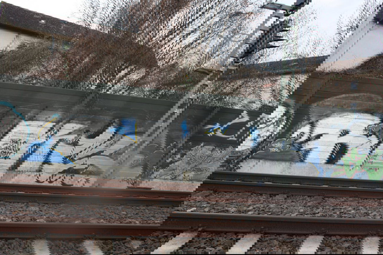 Graffiti Bombing - Photo by Manfredkarlheinz