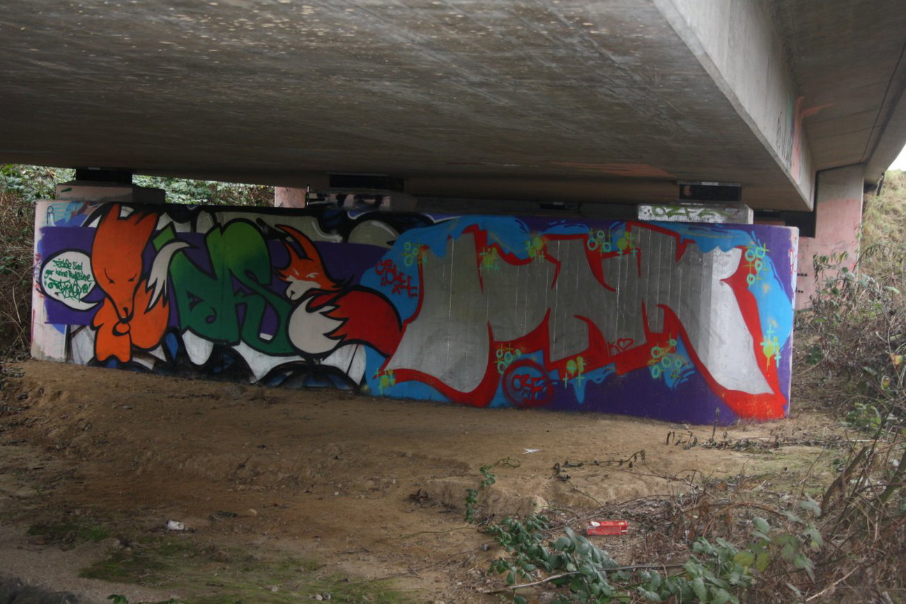 Graffiti Wall - Photo by Manfredkarlheinz