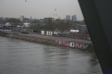 Graffiti Bombing - Photo by Manfredkarlheinz