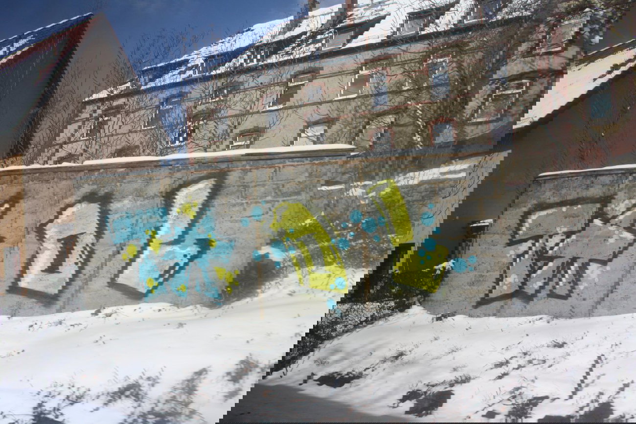 Graffiti Bombing - Photo by Manfredkarlheinz