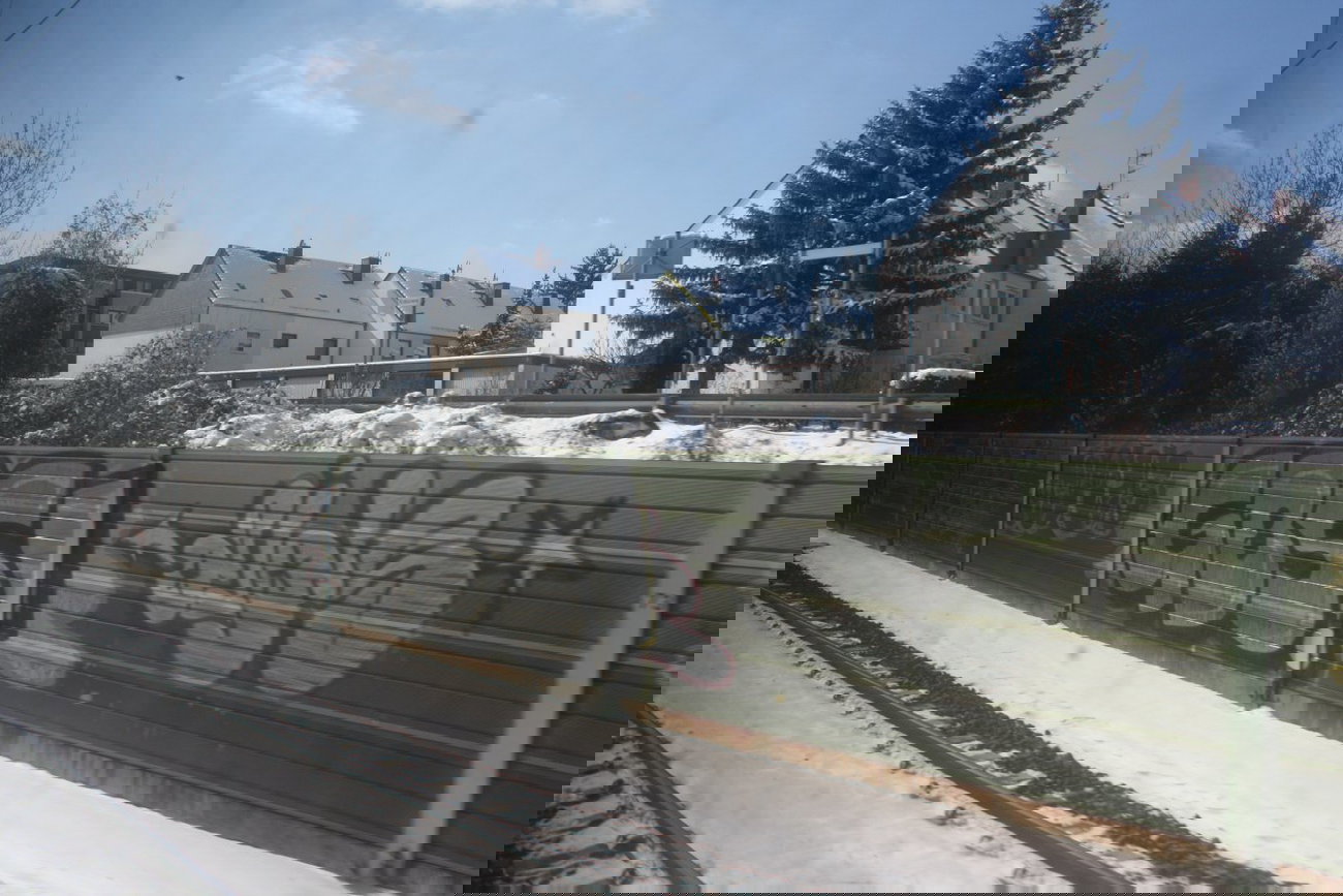 Graffiti Bombing - Photo by Manfredkarlheinz