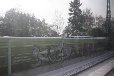 Graffiti Bombing - Photo by Manfredkarlheinz