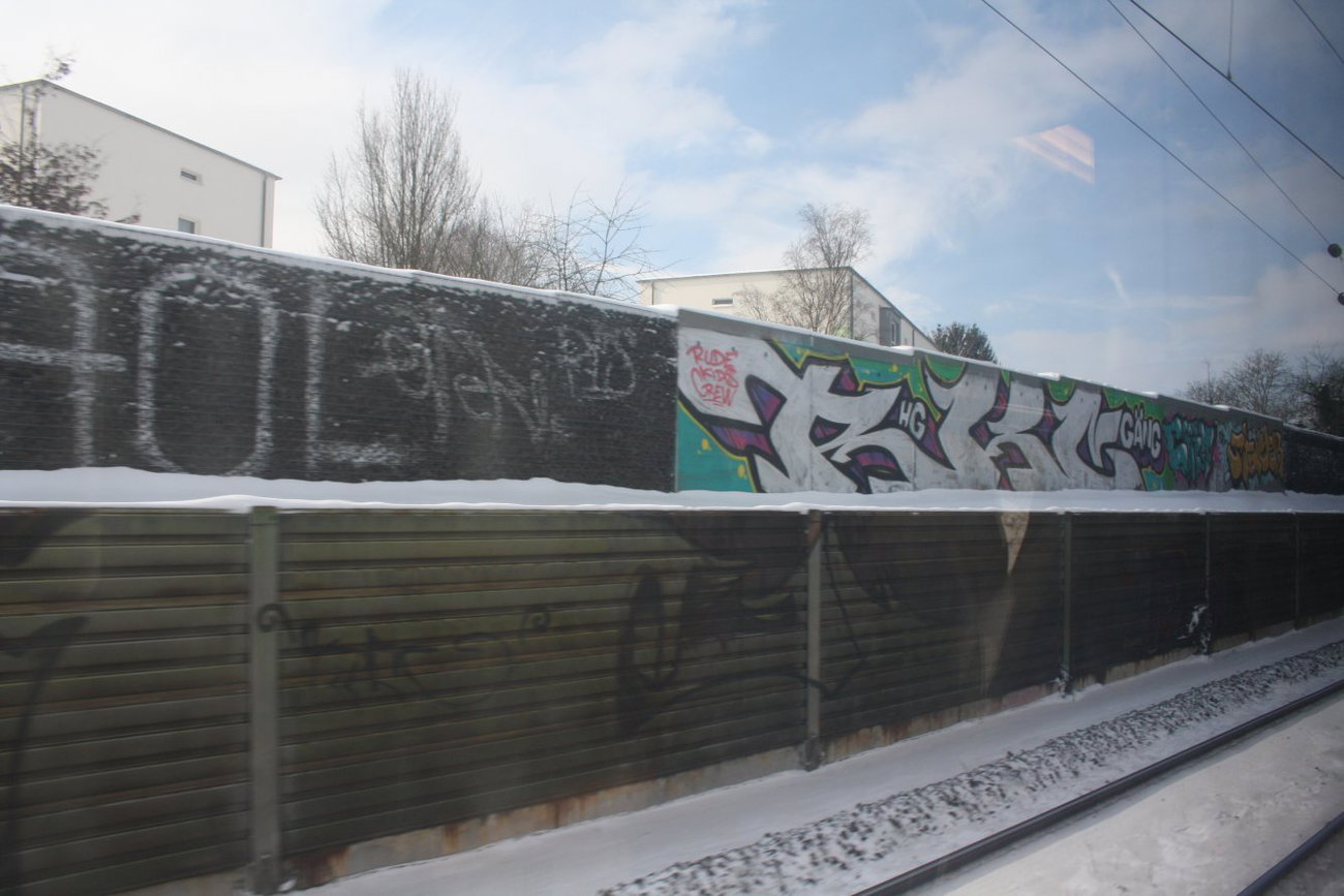 Graffiti Wall - Photo by Manfredkarlheinz