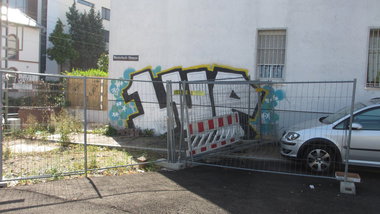 Graffiti Bombing - Photo by Manfredkarlheinz