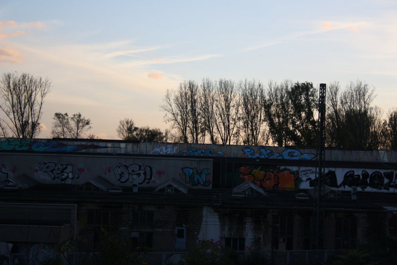 Graffiti Wall - Photo by Manfredkarlheinz