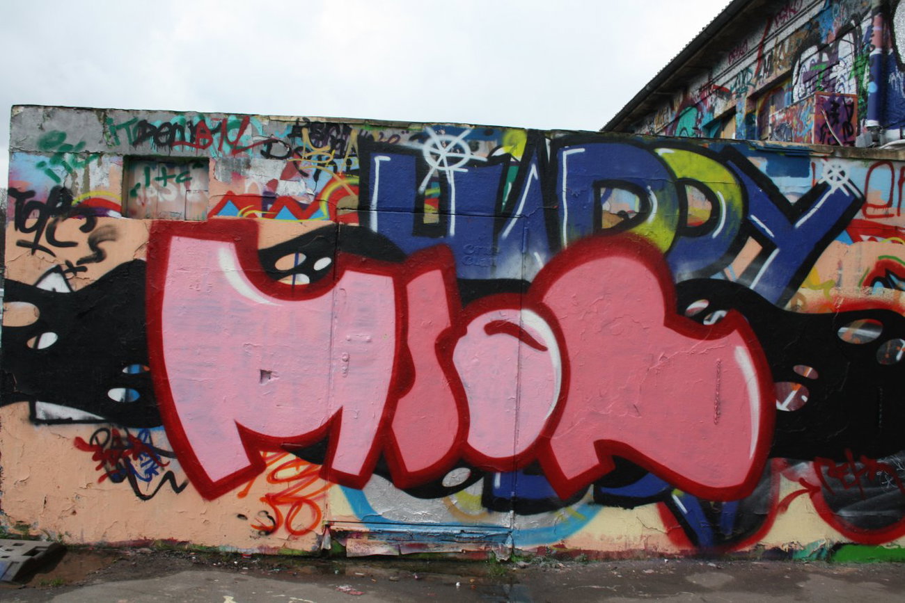 Graffiti Wall - Photo by Manfredkarlheinz
