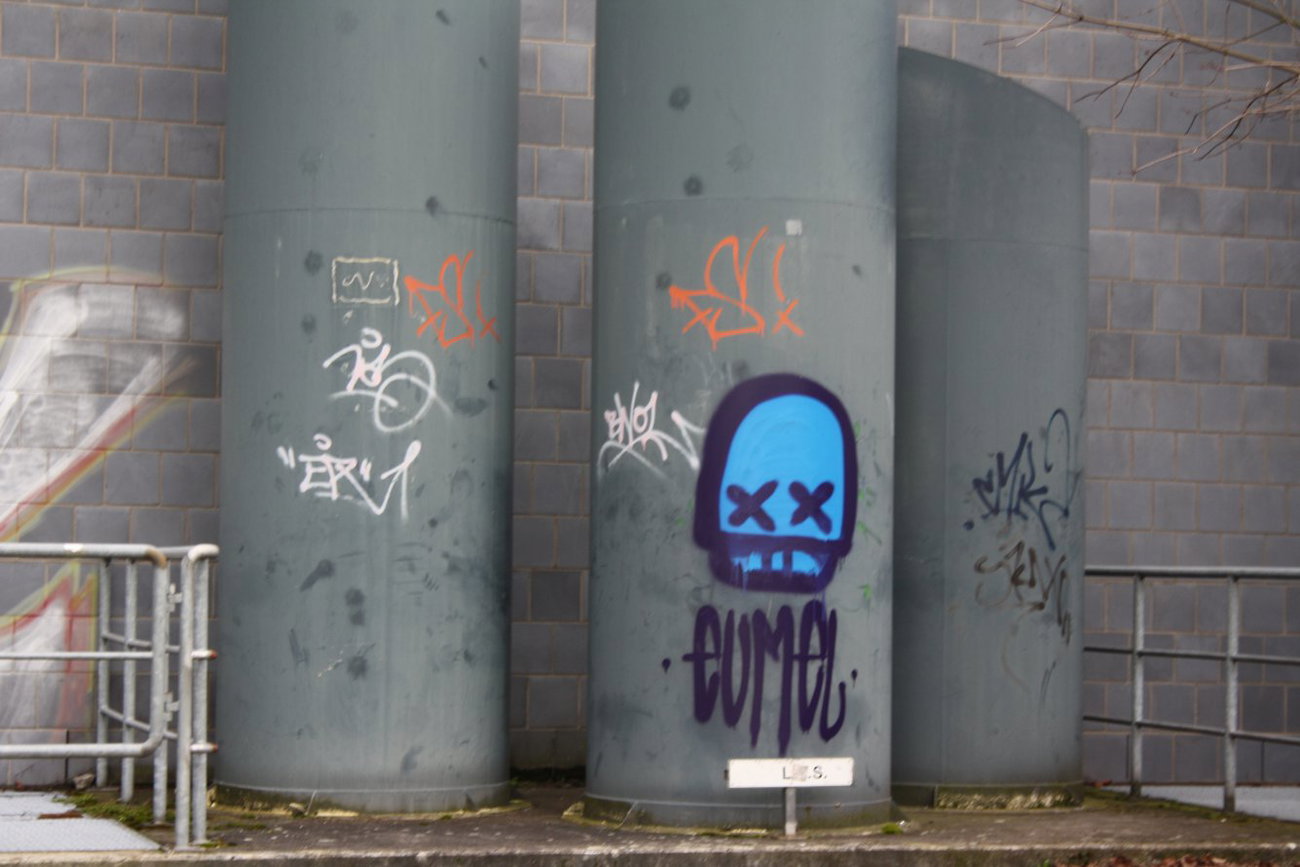 Graffiti Wall - Photo by Manfredkarlheinz