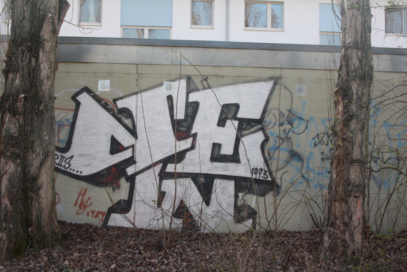 Graffiti Wall - Photo by Manfredkarlheinz - new