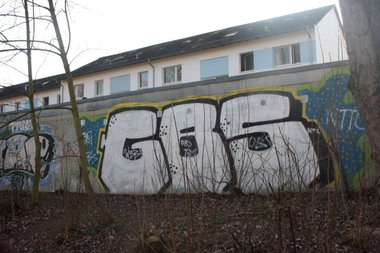 Graffiti Wall - Photo by Manfredkarlheinz - gbs