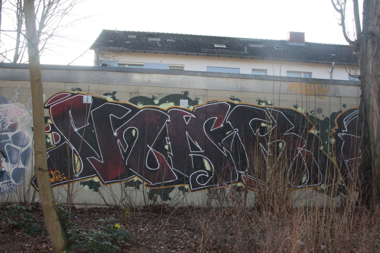 Graffiti Wall - Photo by Manfredkarlheinz