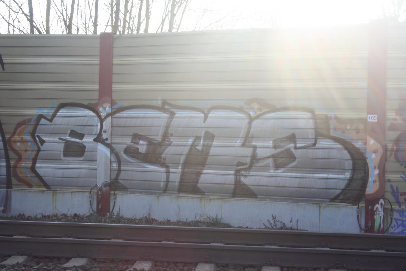 Graffiti Wall - Photo by Manfredkarlheinz - bems