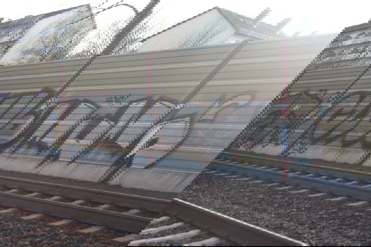 Graffiti Wall - Photo by Manfredkarlheinz