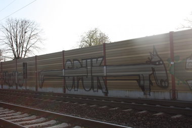 Graffiti Bombing - Photo by Manfredkarlheinz