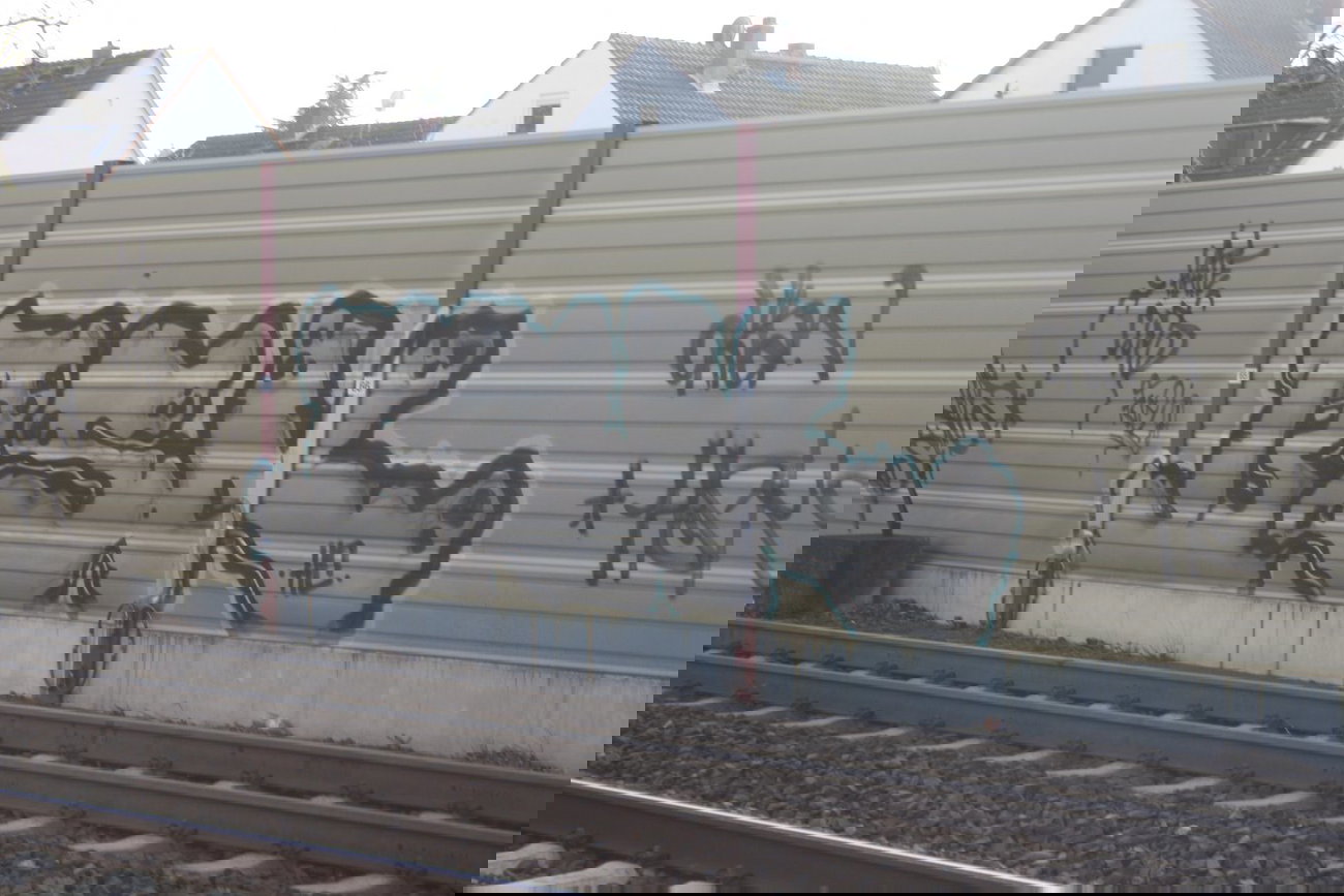 Graffiti Bombing - Photo by Manfredkarlheinz