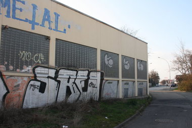 Graffiti Bombing - Photo by Manfredkarlheinz