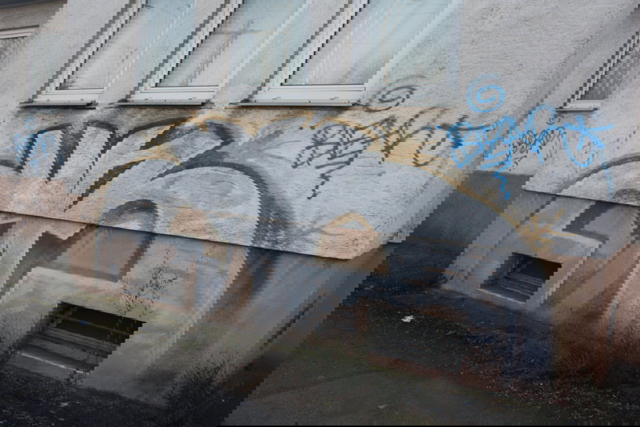 Graffiti Bombing - Photo by Manfredkarlheinz