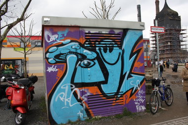 Graffiti Bombing - Photo by Manfredkarlheinz