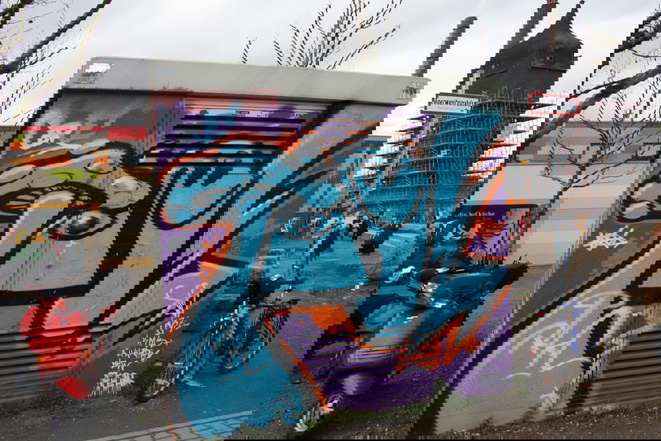 Graffiti Bombing - Photo by Manfredkarlheinz