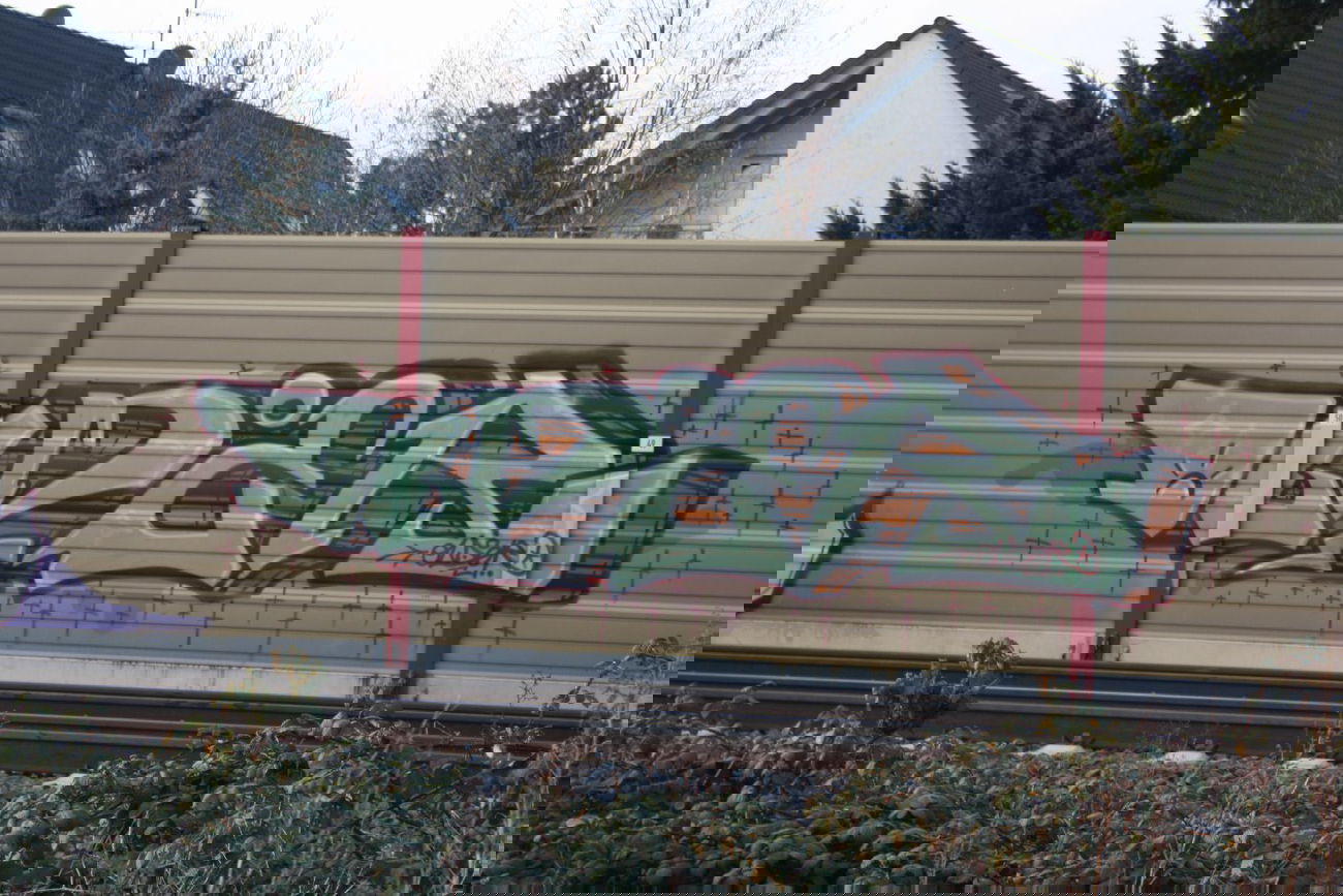 Graffiti Bombing - Photo by Manfredkarlheinz