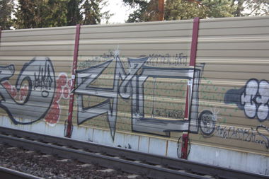 Graffiti Bombing - Photo by Manfredkarlheinz