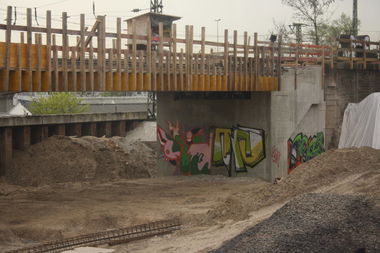 Graffiti Bombing - Photo by Manfredkarlheinz