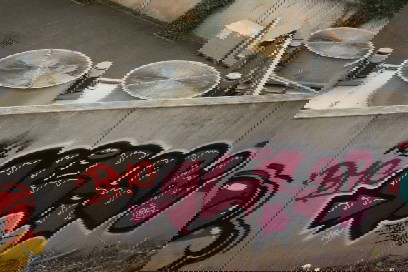 Graffiti Bombing - Photo by Manfredkarlheinz