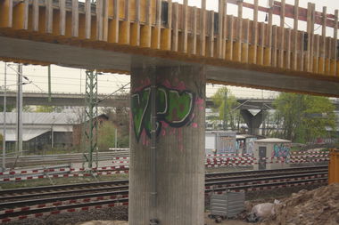 Graffiti Wall - Photo by Manfredkarlheinz