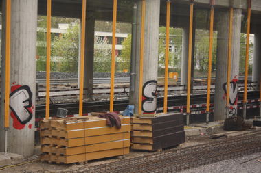 Graffiti Bombing - Photo by Manfredkarlheinz