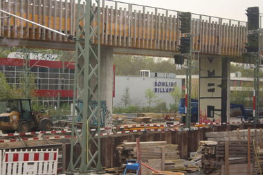 Graffiti Bombing - Photo by Manfredkarlheinz