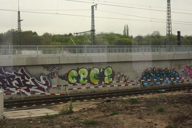 Graffiti Wall - Photo by Manfredkarlheinz