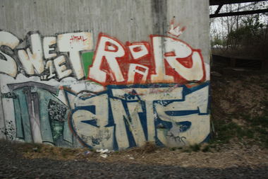 Graffiti Wall - Photo by Manfredkarlheinz