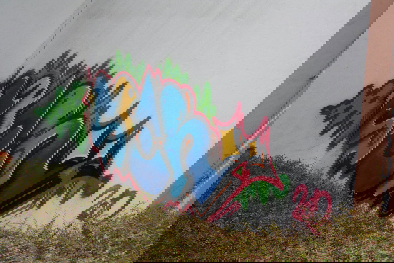 Graffiti Wall - Photo by Manfredkarlheinz