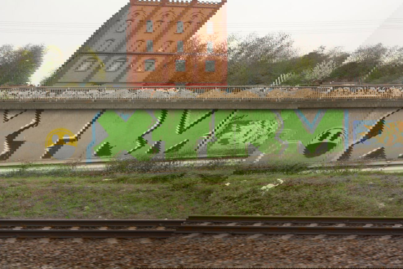 Graffiti Bombing - Photo by Manfredkarlheinz