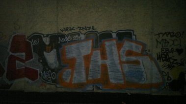 Graffiti Bombing in Russia - Photo by Mapkofah - ths