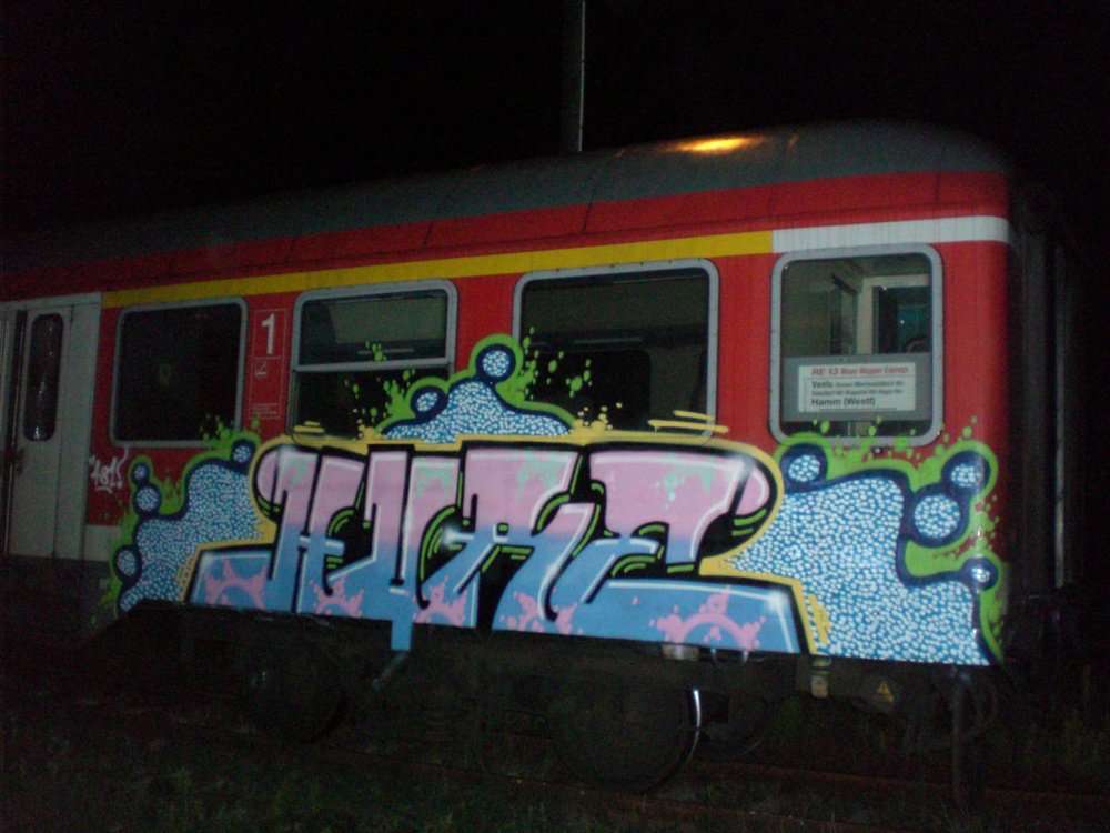 Graffiti Train - Photo by Marieundjana - hure