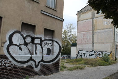Graffiti Bombing - Photo by Marieundjana - süd, abs, oo