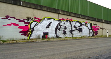 Graffiti Bombing - Photo by Marieundjana - abs