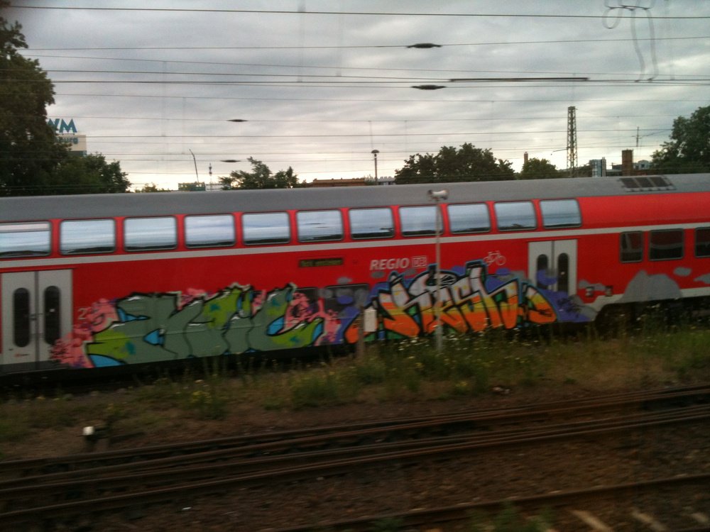 Graffiti Train - Photo by Marieundjana