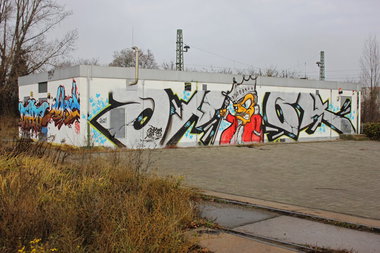 Graffiti Bombing - Photo by Marieundjana - ohoh