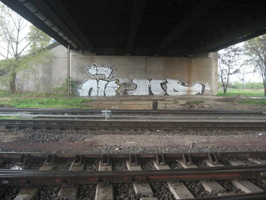 Graffiti Bombing - Photo by Marieundjana - oh, iq, md