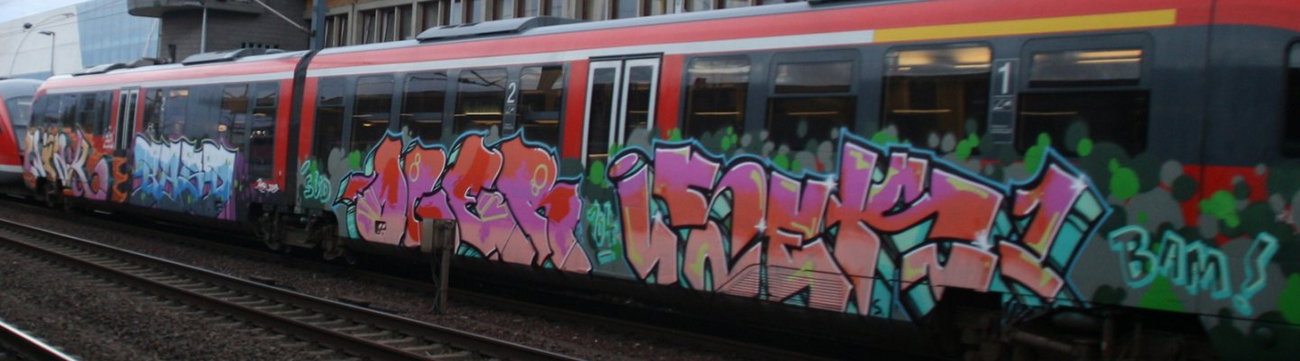 Graffiti Wall - Photo by Marieundjana - wink, basd
