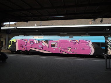 Graffiti Train - Photo by Marieundjana - gratis