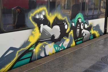 Graffiti Train - Photo by Marieundjana - rois