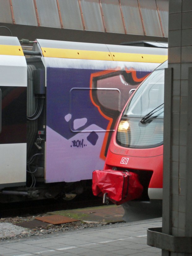 Graffiti Train - Photo by Marieundjana