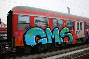 Graffiti Train - Photo by Marieundjana - gms