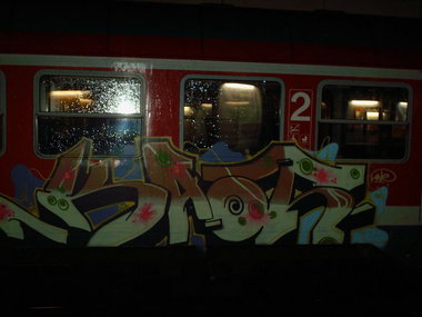 Graffiti Train - Photo by Marieundjana - kaot