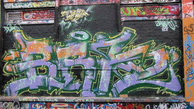 Graffiti Wall - Photo by Marieundjana - brk